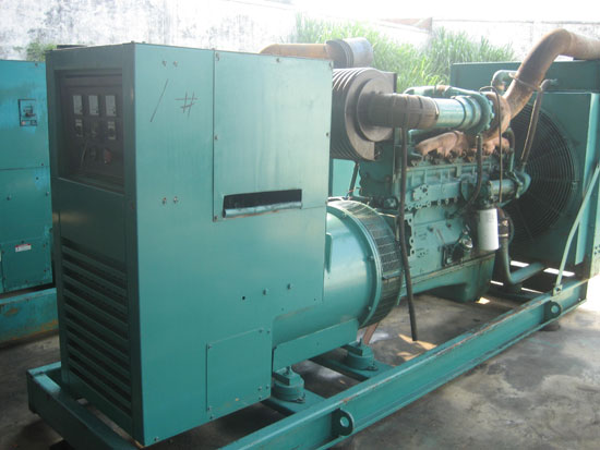 万载出租发电机-发电机组购买指南都有哪些