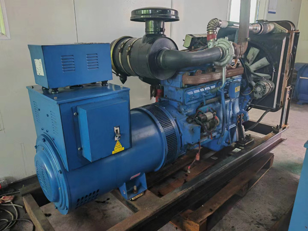 万载100kW柴油发电机组使用多级机油有哪些优缺点？